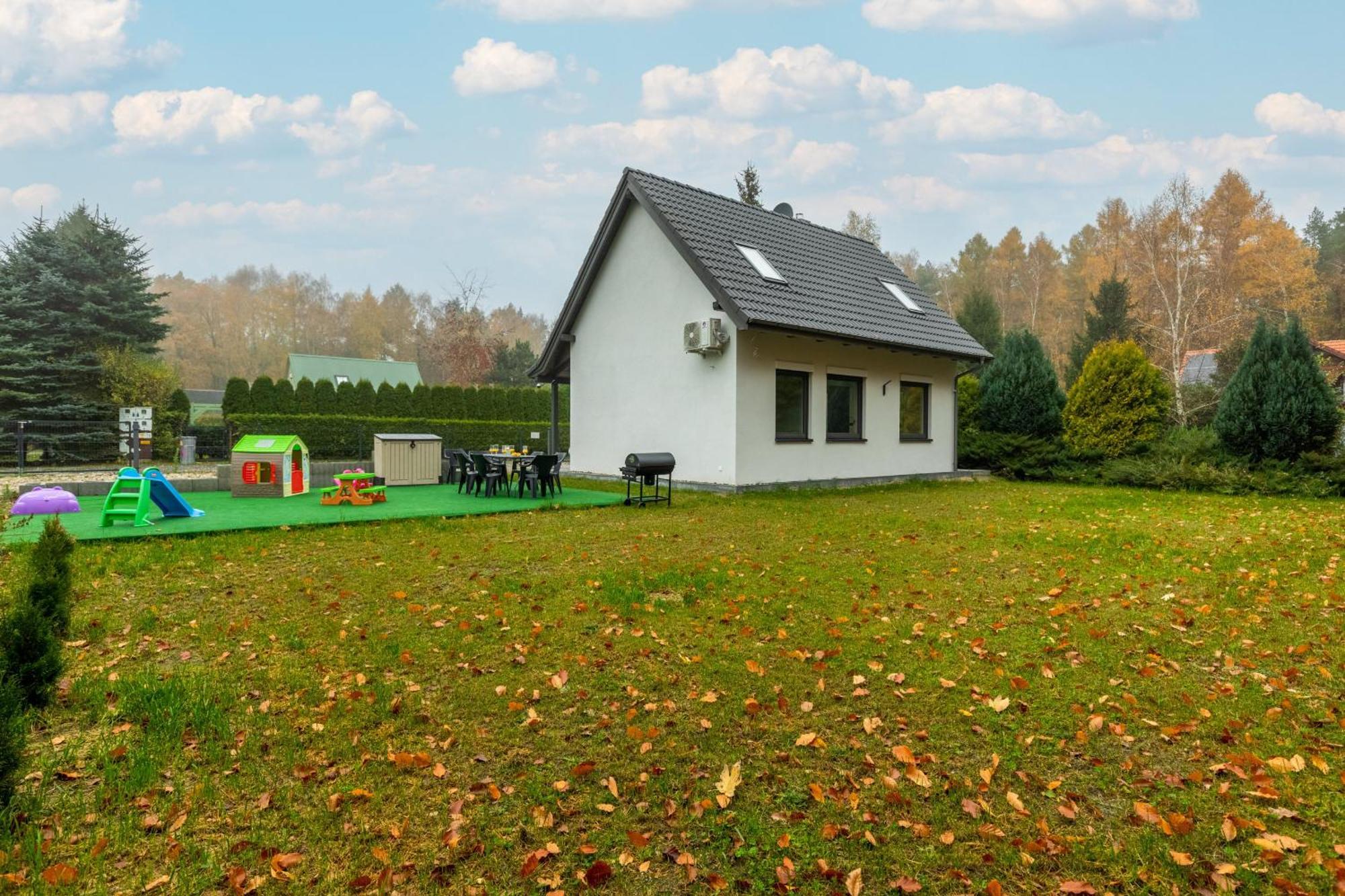 Dom Ostoya Wrzosowo - Ogrod, Plac Zabaw & Klimatyzacja By Noclegi Renters Radawka Dış mekan fotoğraf